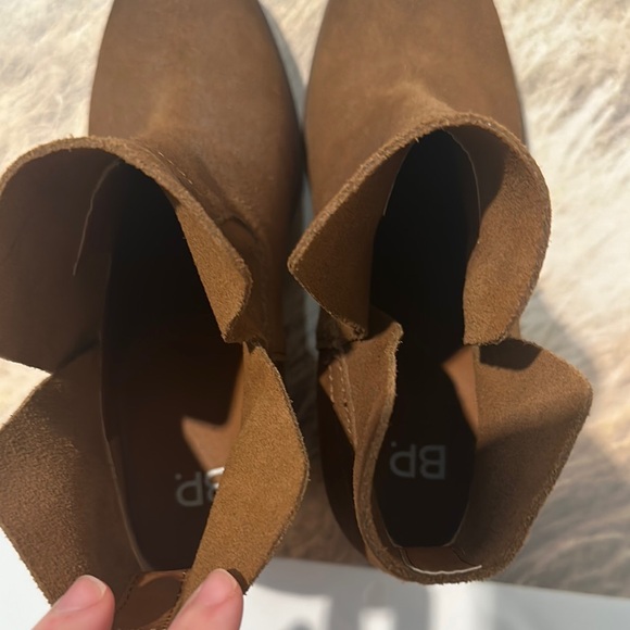 Brown Suede Ankle Boots - Picture 4 of 5